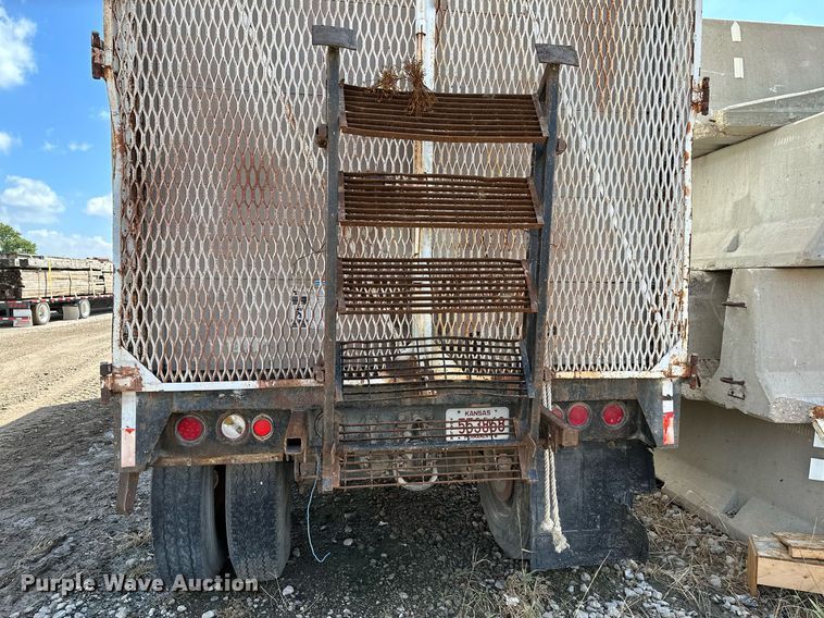 image for item NX9713 1972 Pike  dry van trailer