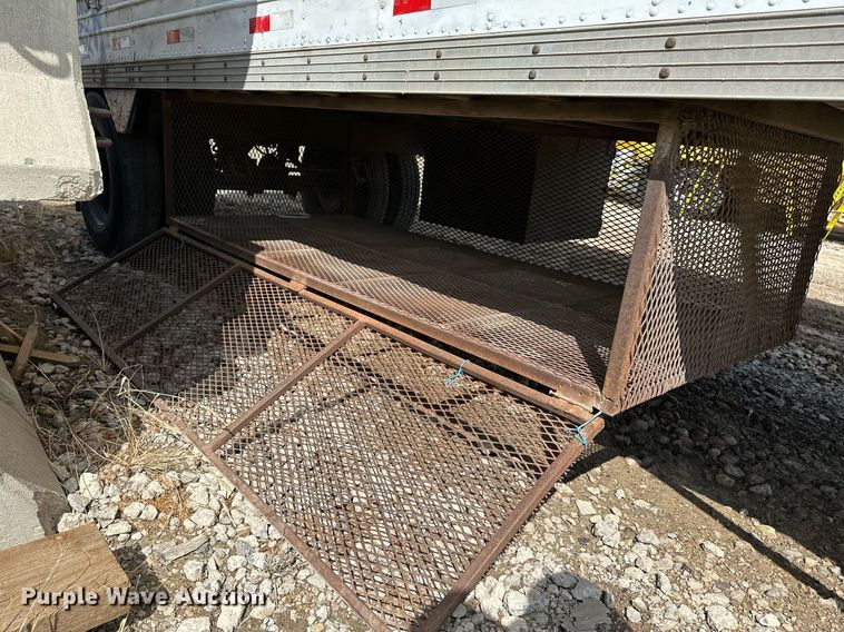 image for item NX9713 1972 Pike  dry van trailer