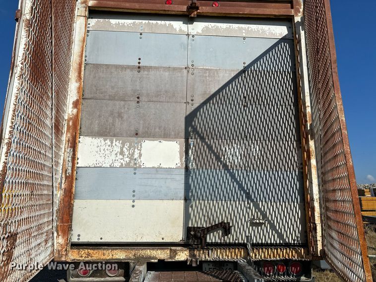 image for item NX9714 1971 Trailmobile A31A-1SAW  dry van trailer