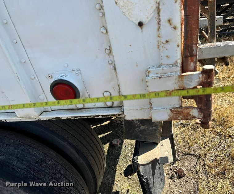 image for item NX9714 1971 Trailmobile A31A-1SAW  dry van trailer