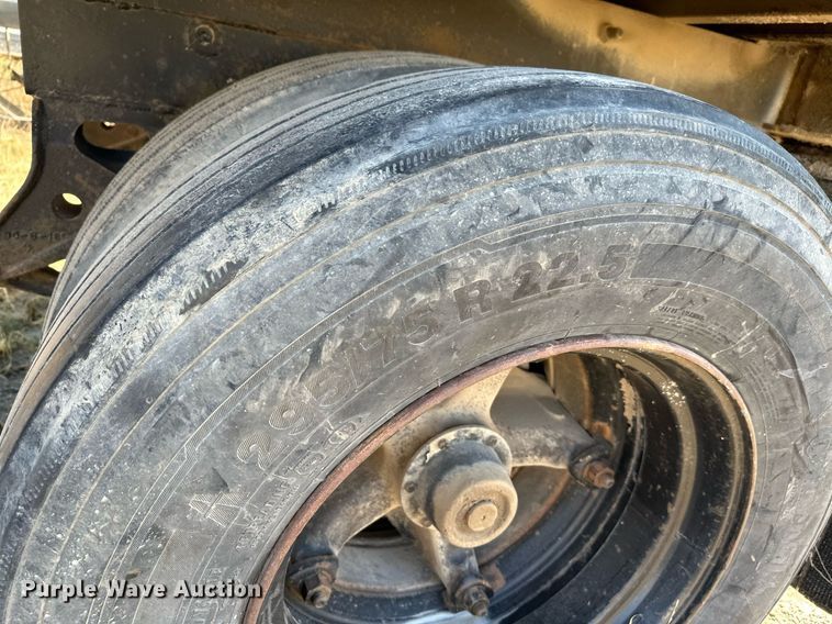 image for item NX9714 1971 Trailmobile A31A-1SAW  dry van trailer