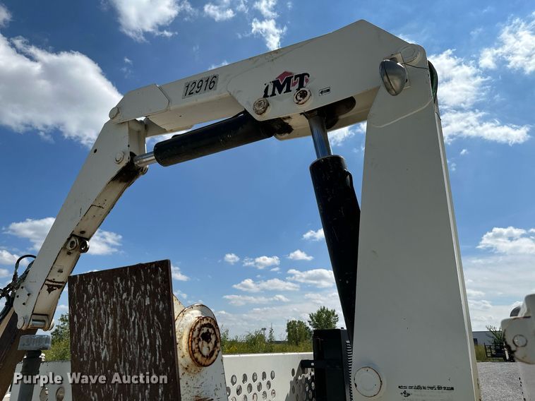 image for item NX9715 1998 Ford F8000  crane truck