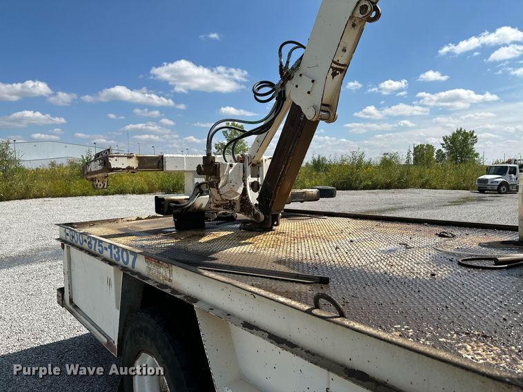 image for item NX9715 1998 Ford F8000  crane truck