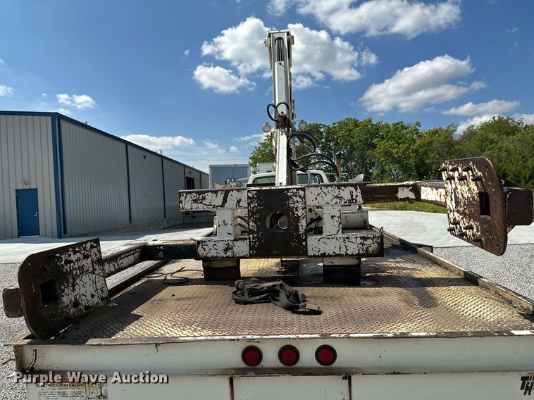 image for item NX9715 1998 Ford F8000  crane truck