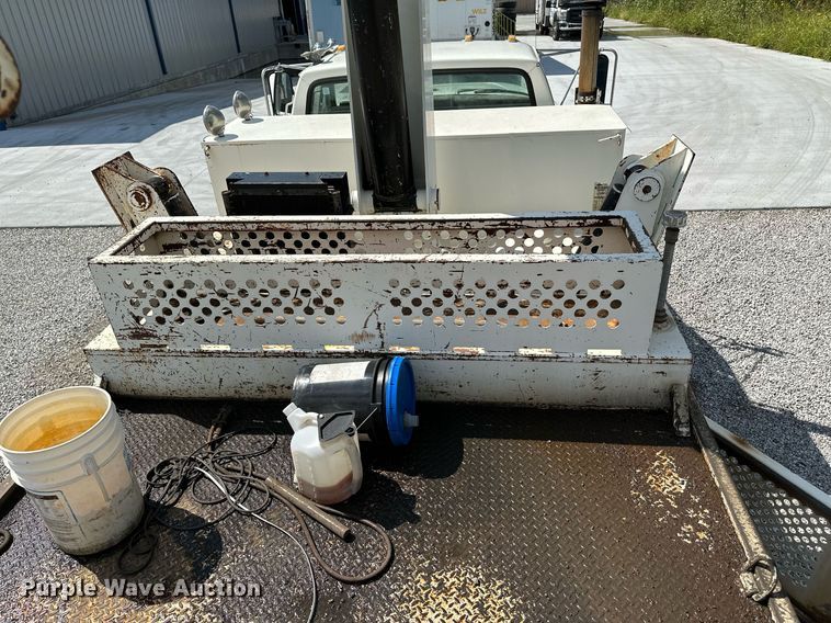 image for item NX9715 1998 Ford F8000  crane truck