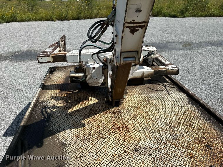 image for item NX9715 1998 Ford F8000  crane truck