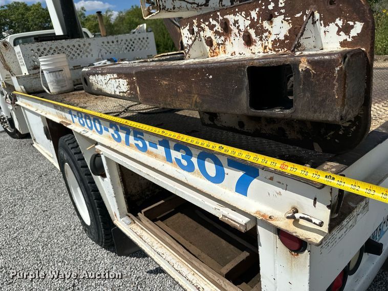 image for item NX9715 1998 Ford F8000  crane truck