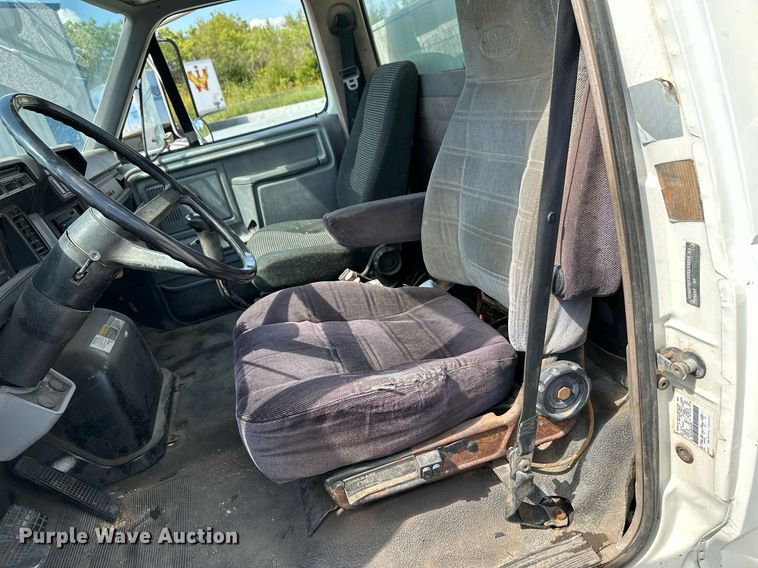 image for item NX9715 1998 Ford F8000  crane truck