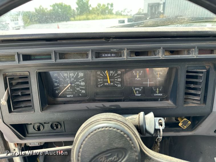 image for item NX9715 1998 Ford F8000  crane truck