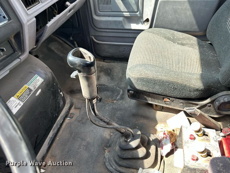 image for item NX9715 1998 Ford F8000  crane truck