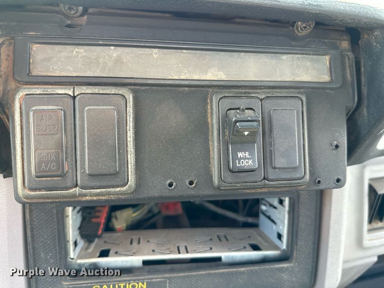 image for item NX9715 1998 Ford F8000  crane truck