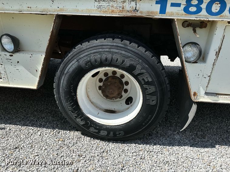 image for item NX9715 1998 Ford F8000  crane truck