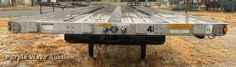 image for item OC9481 2006 Utility  flatbed trailer