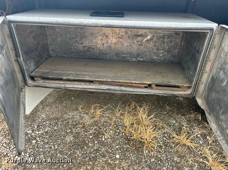 image for item OC9481 2006 Utility  flatbed trailer