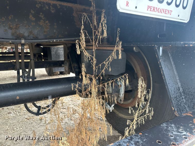 image for item OC9481 2006 Utility  flatbed trailer