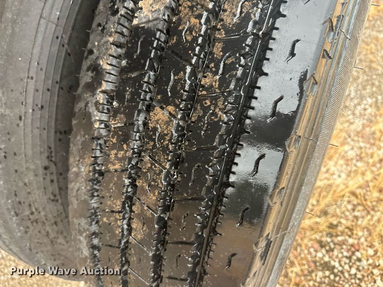 image for item OC9481 2006 Utility  flatbed trailer