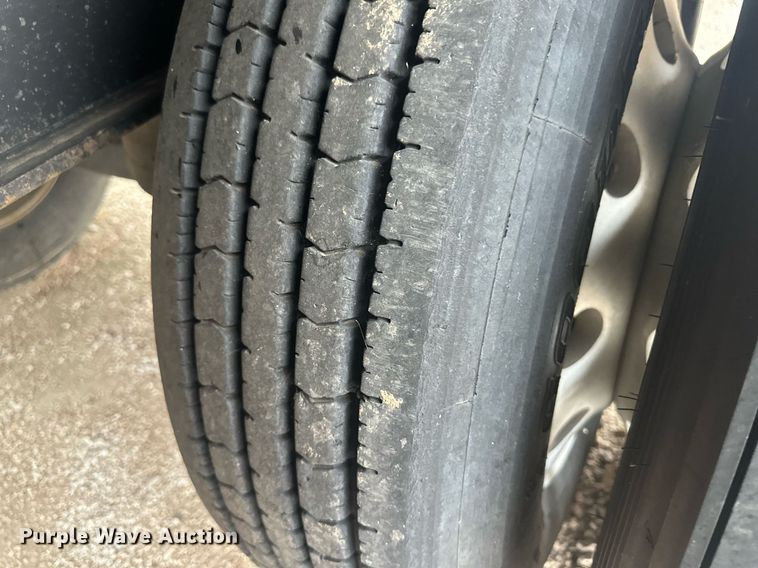 image for item OC9481 2006 Utility  flatbed trailer