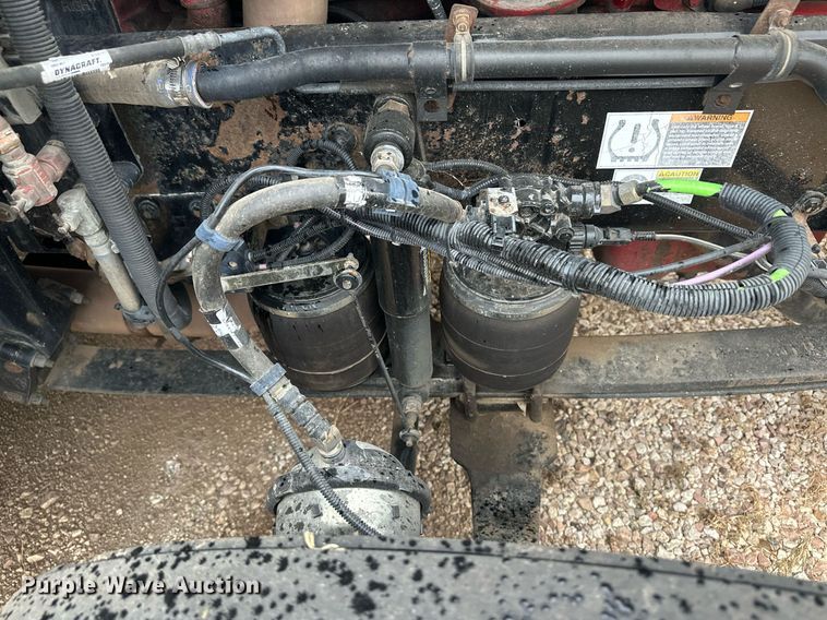 image for item OC9482 2012 Kenworth T600  semi truck