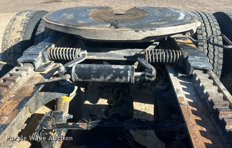 image for item OC9489 2005 Peterbilt 378  semi truck