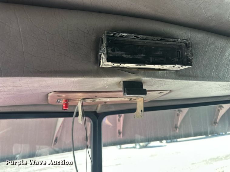 image for item OC9489 2005 Peterbilt 378  semi truck