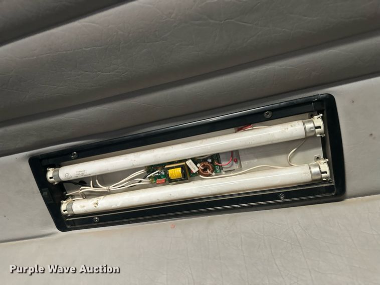 image for item OC9489 2005 Peterbilt 378  semi truck