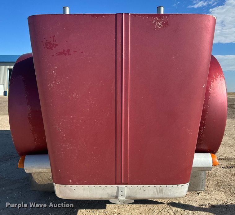 image for item OC9489 2005 Peterbilt 378  semi truck