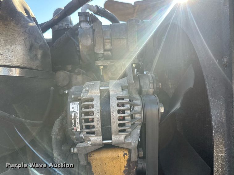 image for item OC9489 2005 Peterbilt 378  semi truck