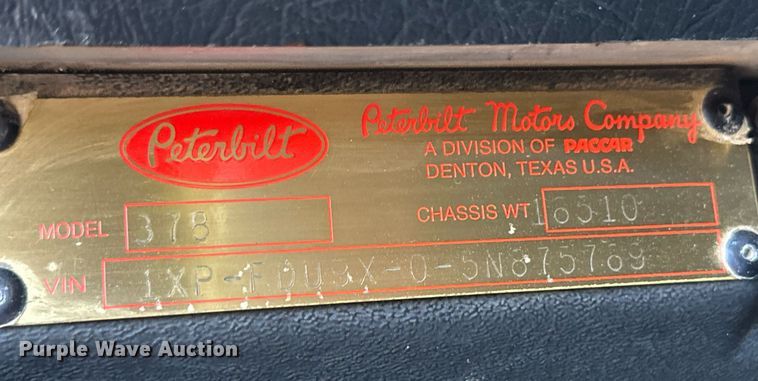 image for item OC9489 2005 Peterbilt 378  semi truck
