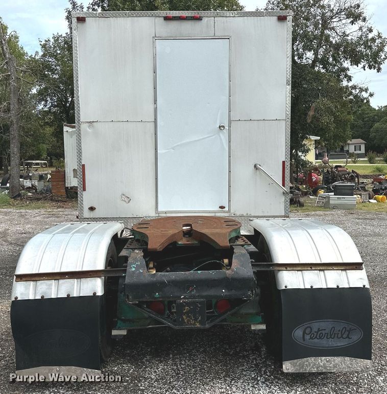 image for item OG9243 1988 Peterbilt 379  semi truck