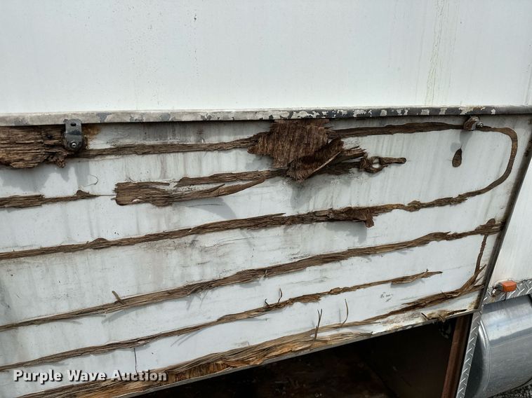 image for item OG9243 1988 Peterbilt 379  semi truck