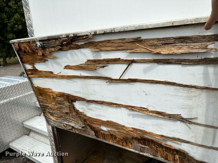 image for item OG9243 1988 Peterbilt 379  semi truck