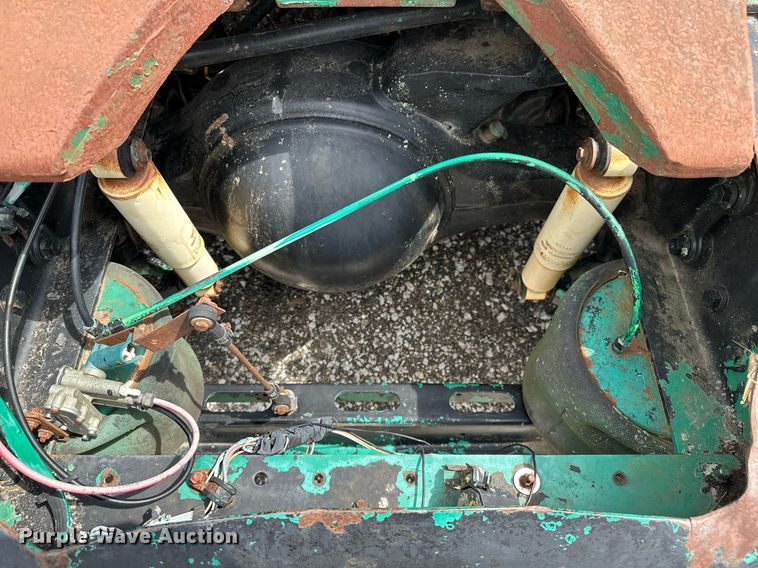 image for item OG9243 1988 Peterbilt 379  semi truck