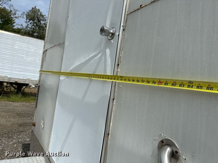 image for item OG9243 1988 Peterbilt 379  semi truck