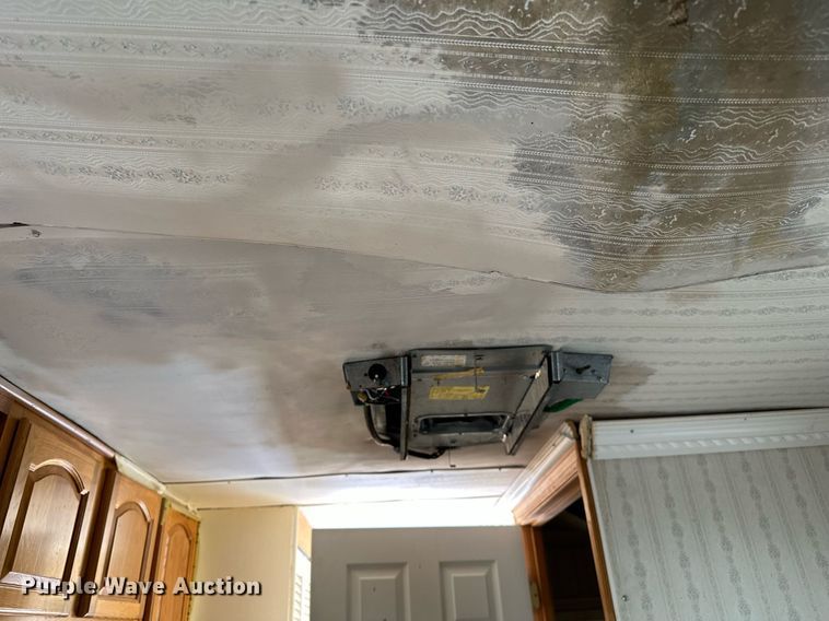 image for item OG9243 1988 Peterbilt 379  semi truck