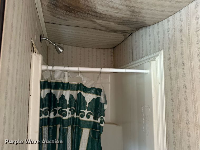 image for item OG9243 1988 Peterbilt 379  semi truck