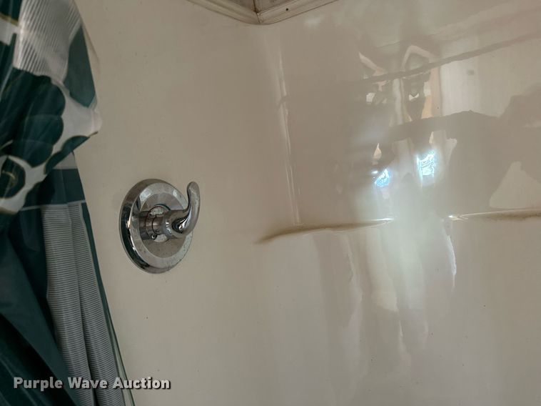 image for item OG9243 1988 Peterbilt 379  semi truck