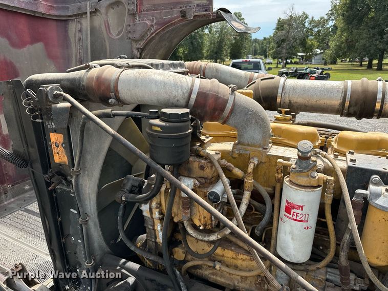 image for item OG9243 1988 Peterbilt 379  semi truck