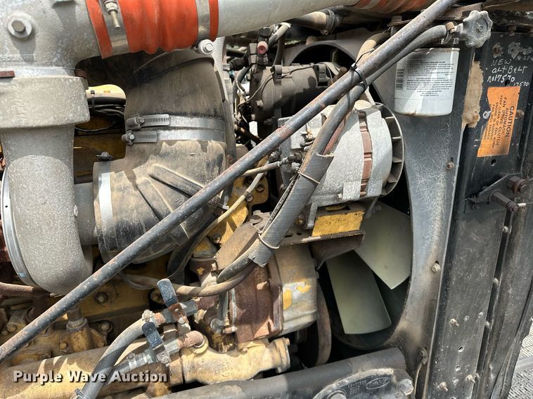 image for item OG9243 1988 Peterbilt 379  semi truck