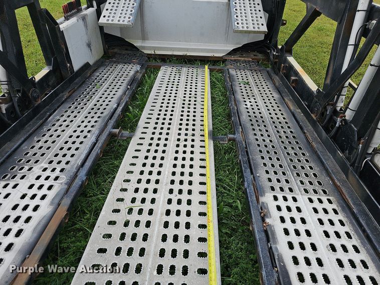 image for item OG9403 2009 Cottrell C-10LTB  car carrier