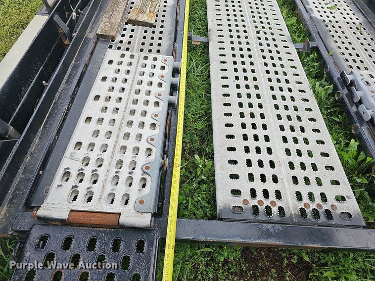 image for item OG9403 2009 Cottrell C-10LTB  car carrier