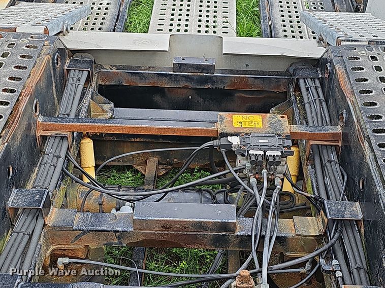 image for item OG9403 2009 Cottrell C-10LTB  car carrier