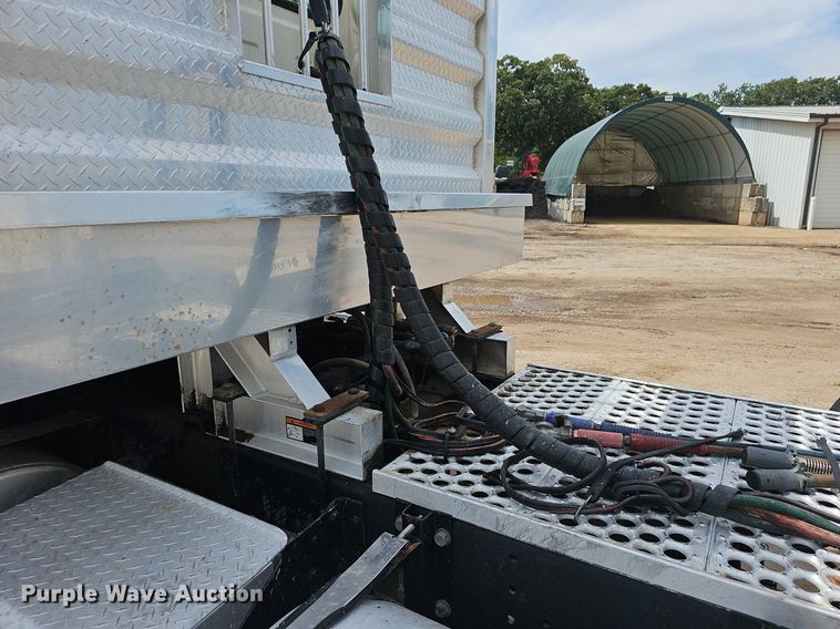 image for item OG9408 2006 Western Star 4900FA  semi truck