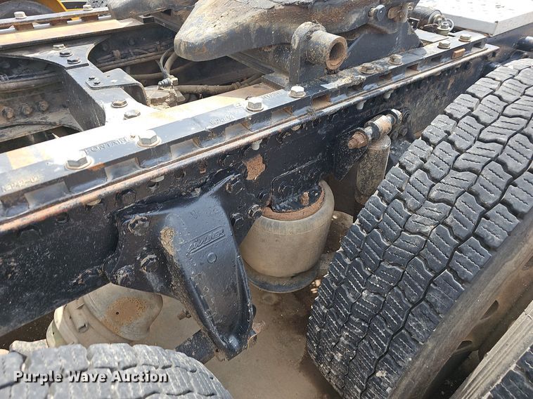 image for item OG9408 2006 Western Star 4900FA  semi truck