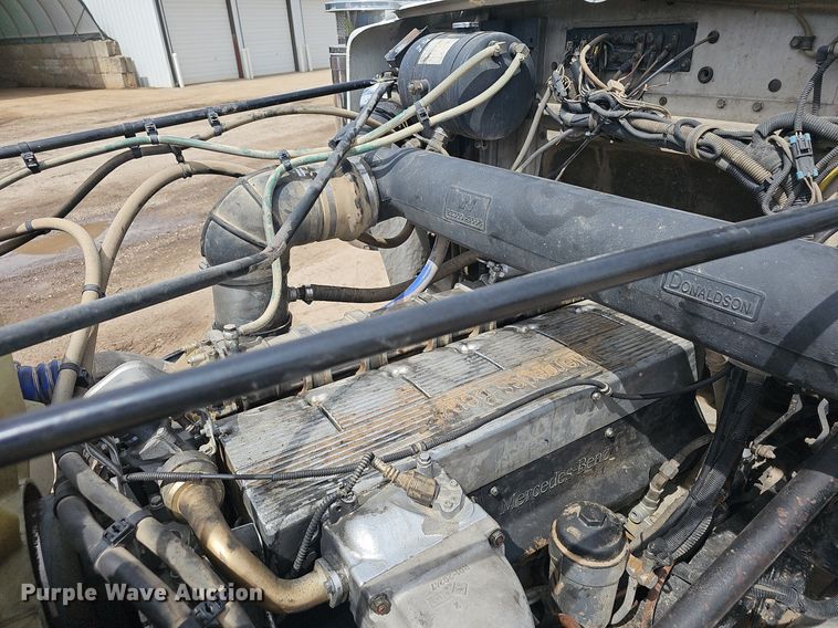 image for item OG9408 2006 Western Star 4900FA  semi truck