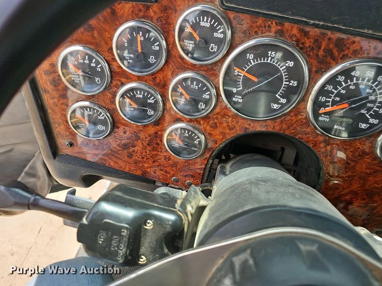 image for item OG9408 2006 Western Star 4900FA  semi truck