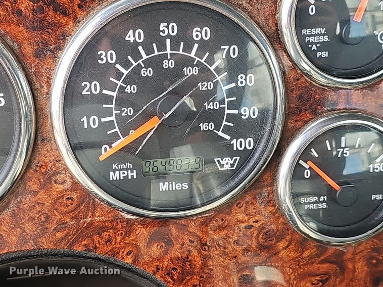 image for item OG9408 2006 Western Star 4900FA  semi truck