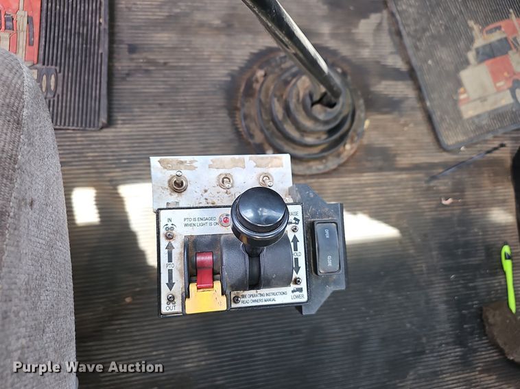 image for item OG9408 2006 Western Star 4900FA  semi truck