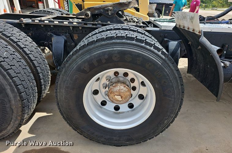 image for item OG9408 2006 Western Star 4900FA  semi truck