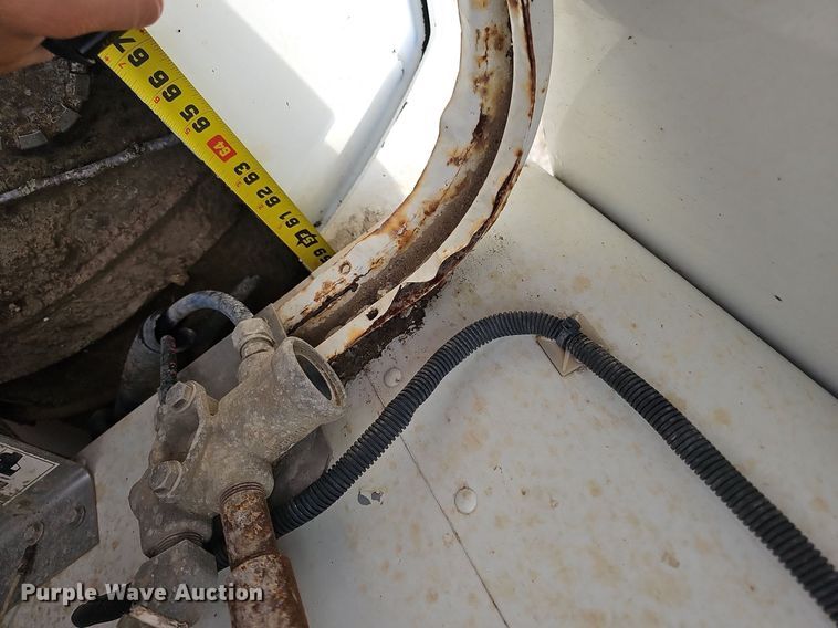 image for item OG9440 2013 Kenworth T660  semi truck