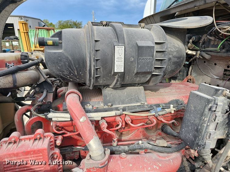 image for item OG9440 2013 Kenworth T660  semi truck